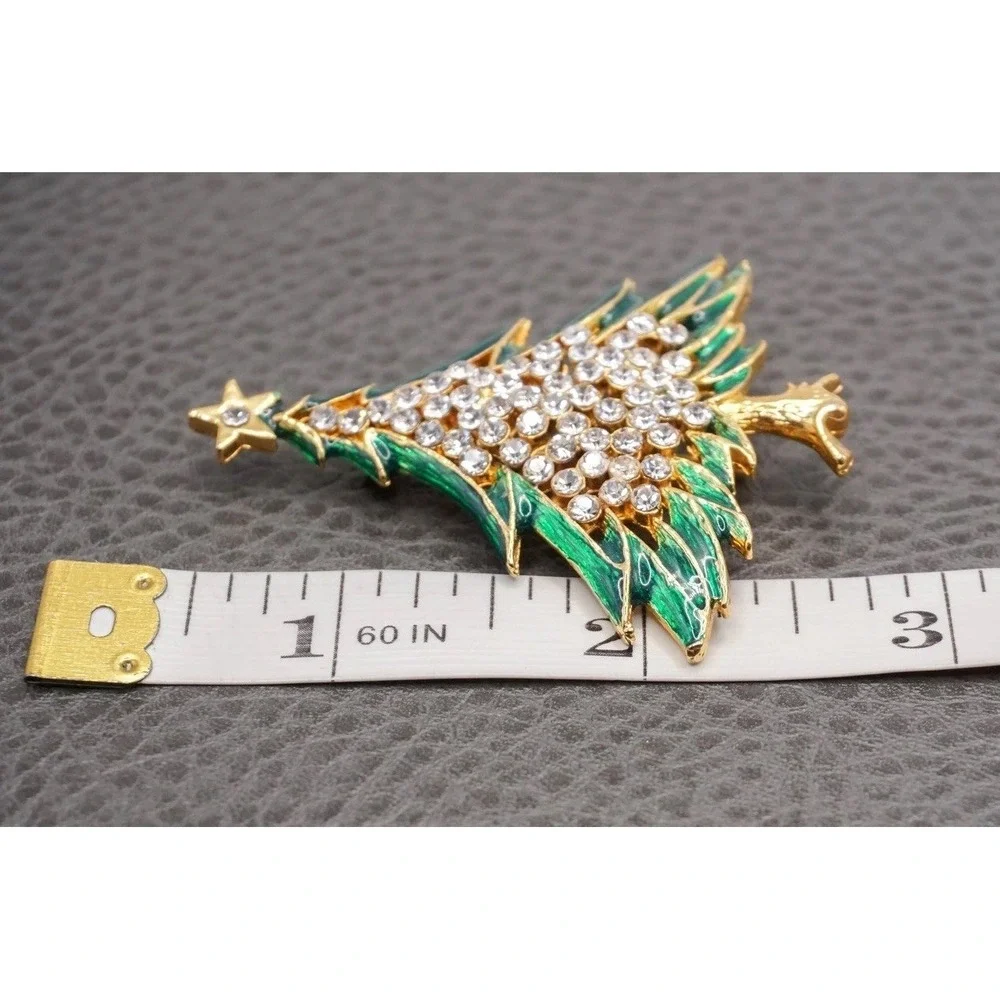 Vintage Christmas Tree Brooch Rhinestone Green Enamel Gold Tone